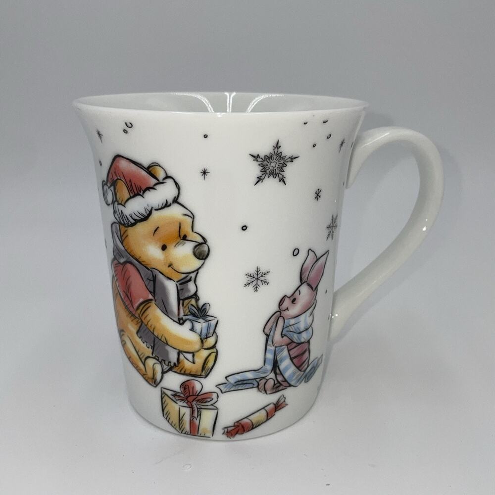 Disney Winnie the Pooh Piglet Christmas Snowflakes Coffee Mug Cup Winter Holiday